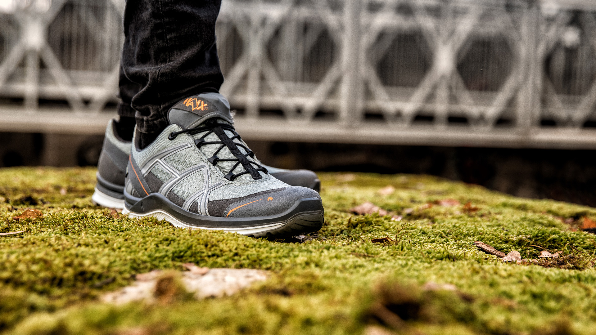 330081-be-adv-2-2-low-cloud-orange_damen 330081-be-adv-2-2-low-cloud-orange_damen